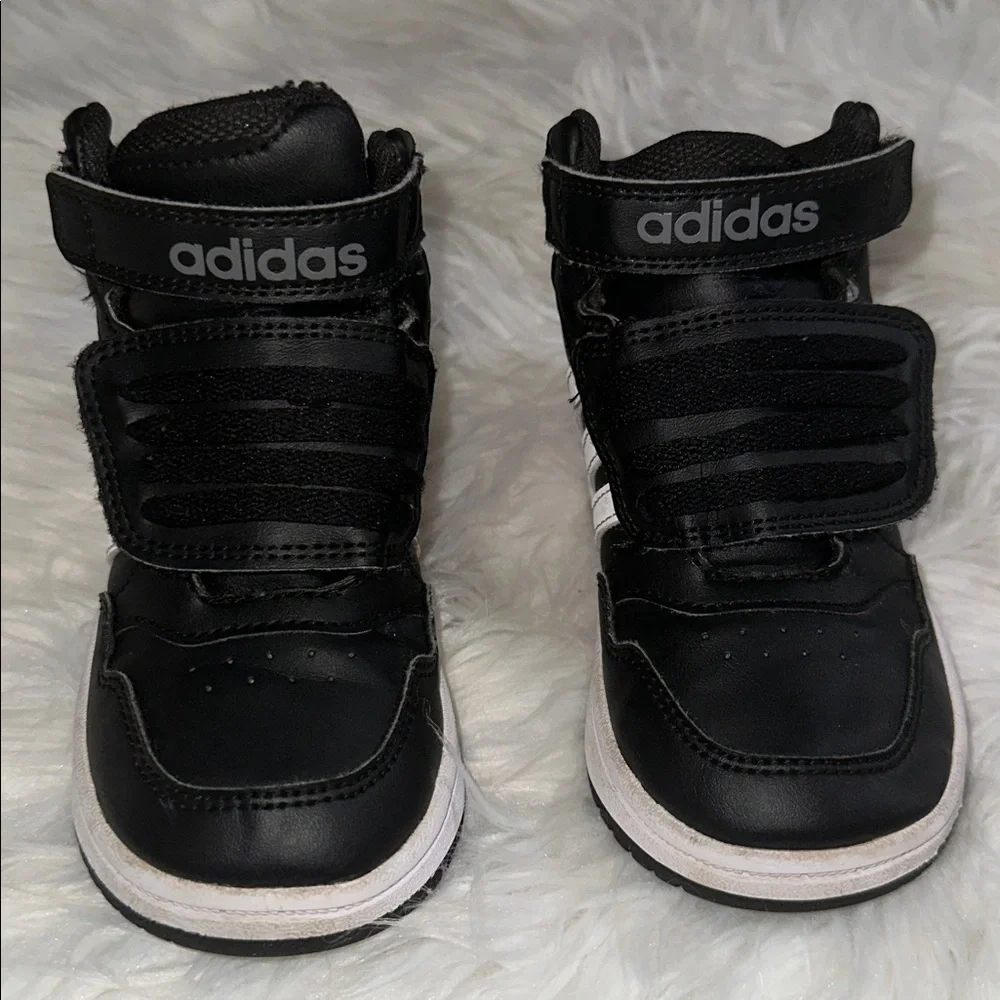 ADIDAS HOOPS MID SHOES SIZE-8K